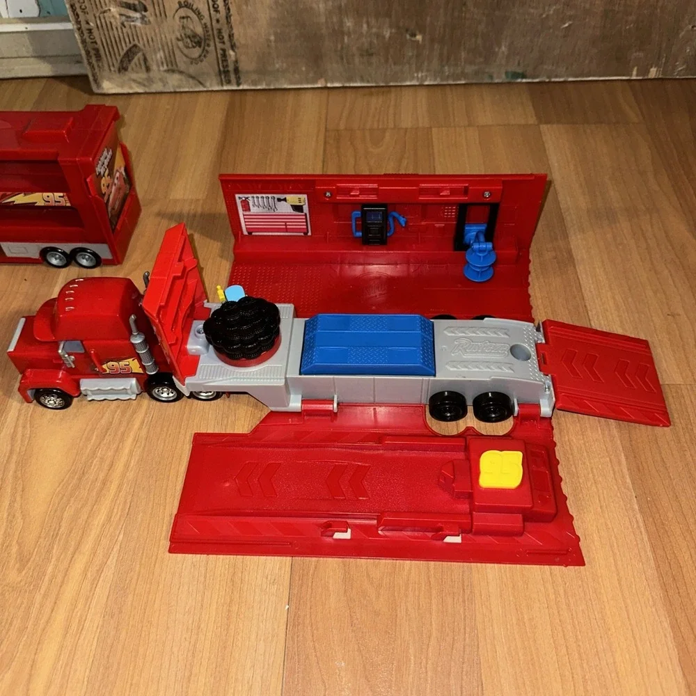6 Lot Disney Pixar Cars Lightning McQueen Mack Truck Car Hauler Rust-eze Semi